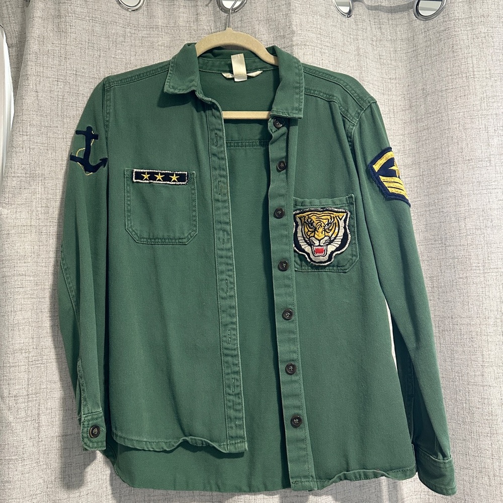 Green Casual Button Down Shirt with Military Accents